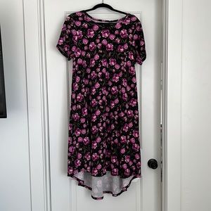 Lularoe Carly Dress. Excellent condition. Never been dried in the dryer